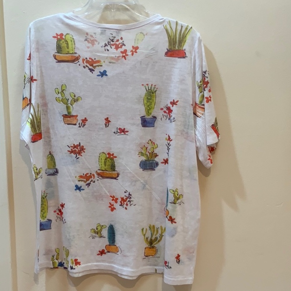 T Shirt - Picture 4 of 4